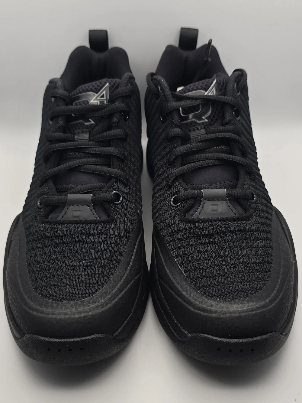 Men's Q4  Matte Black 495 LO Athletic Sneakers - Mens 6 Womens 7.5